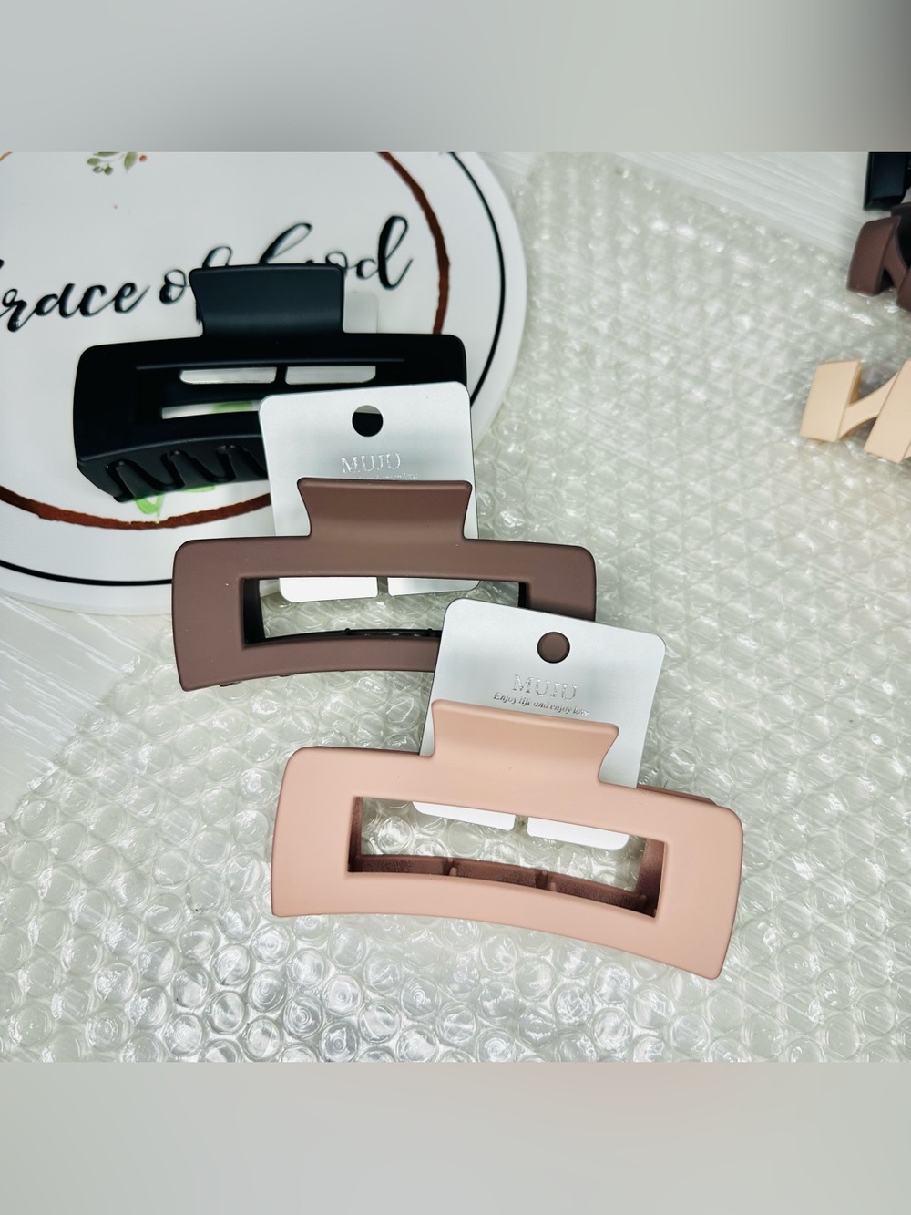 (3-Pack) Matte Hair Claw Clip - Black, Brown & Blush